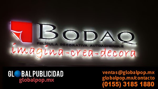 Logotipo de acrílico retroiluminado